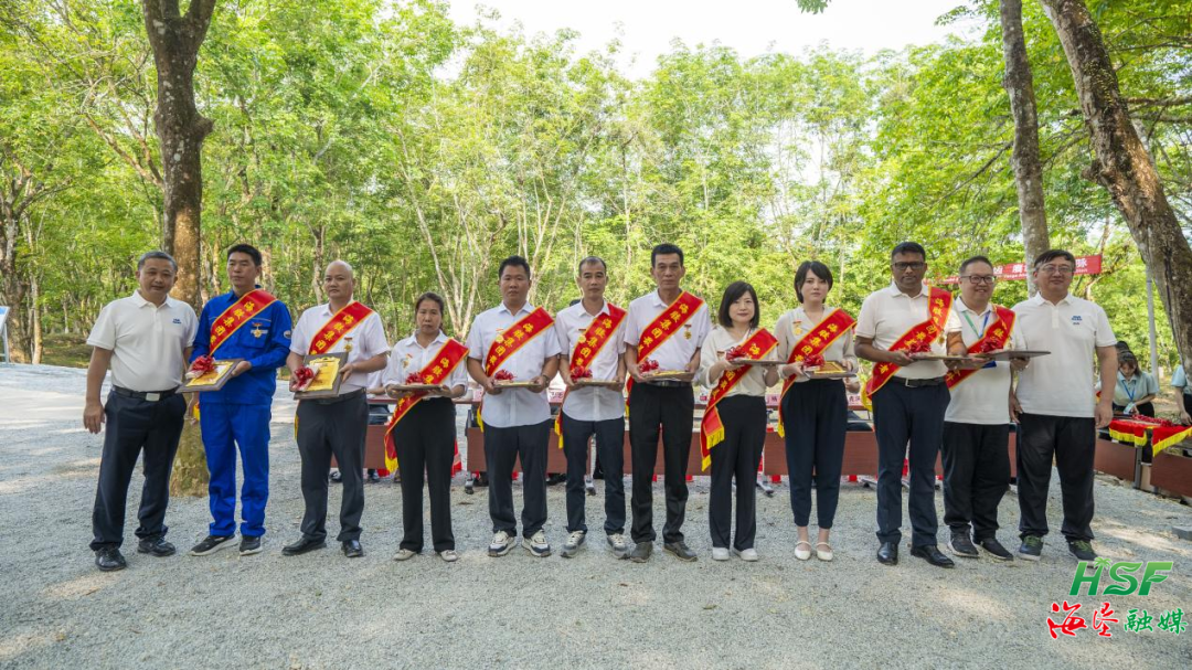 z6com.尊龙时凯赞美“最美奋斗者”和先进典型